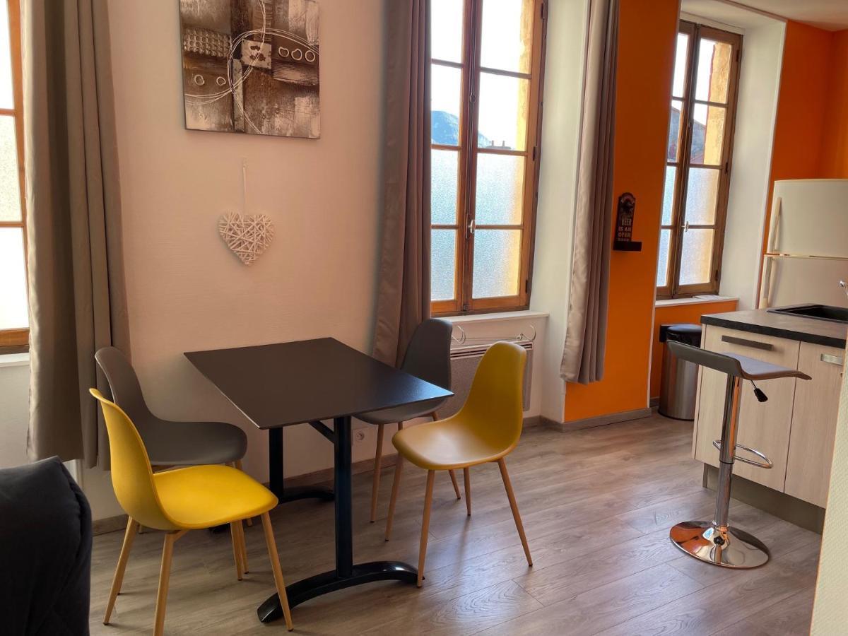 Millau Superbe Studio 35M2 Centre Ville Calme Et Ajoure Kültér fotó